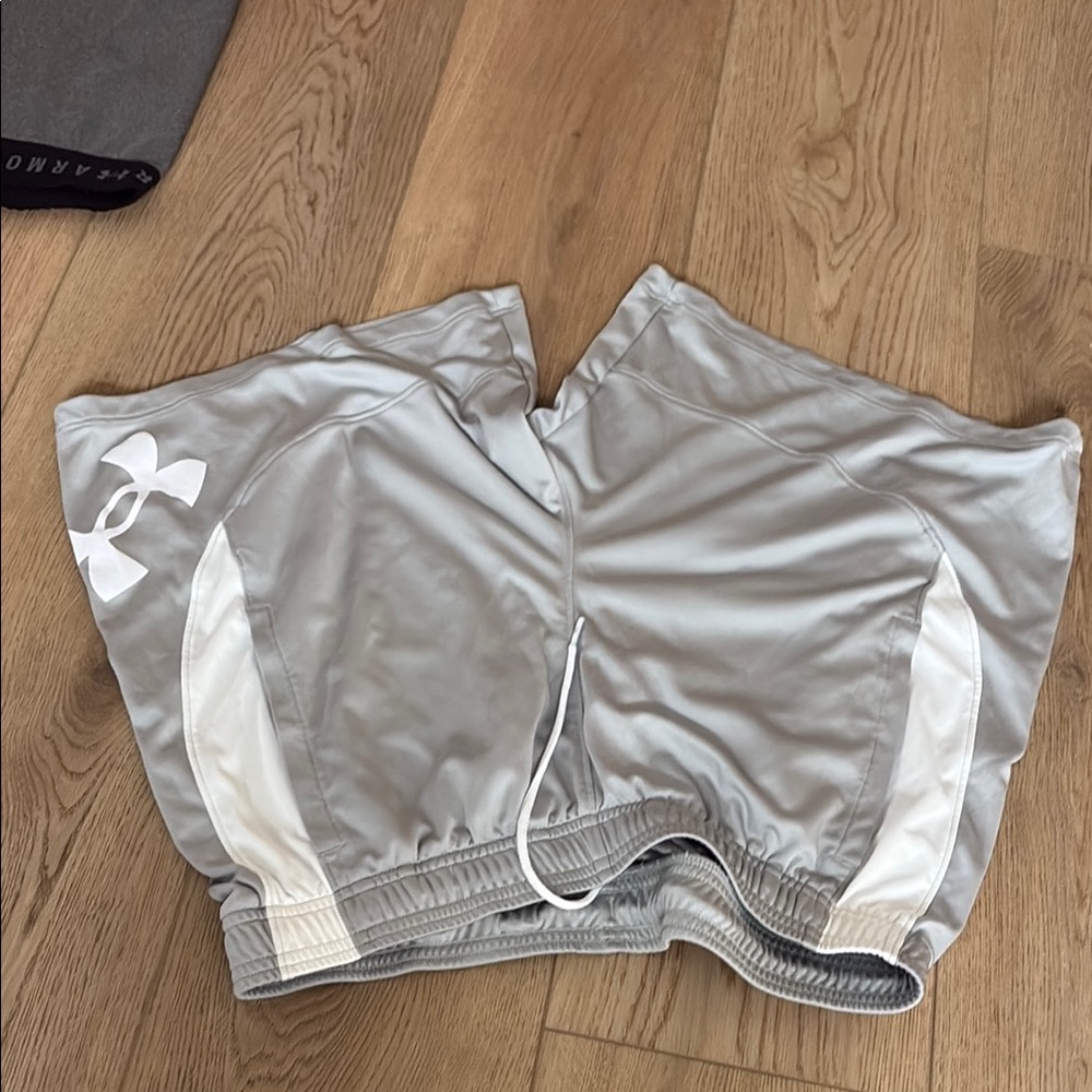 Under Armour Gray and White Athletic Shorts Lightweight Mesh